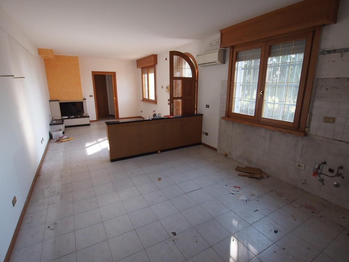 capannone commerciale in vendita ad Oppeano - 8