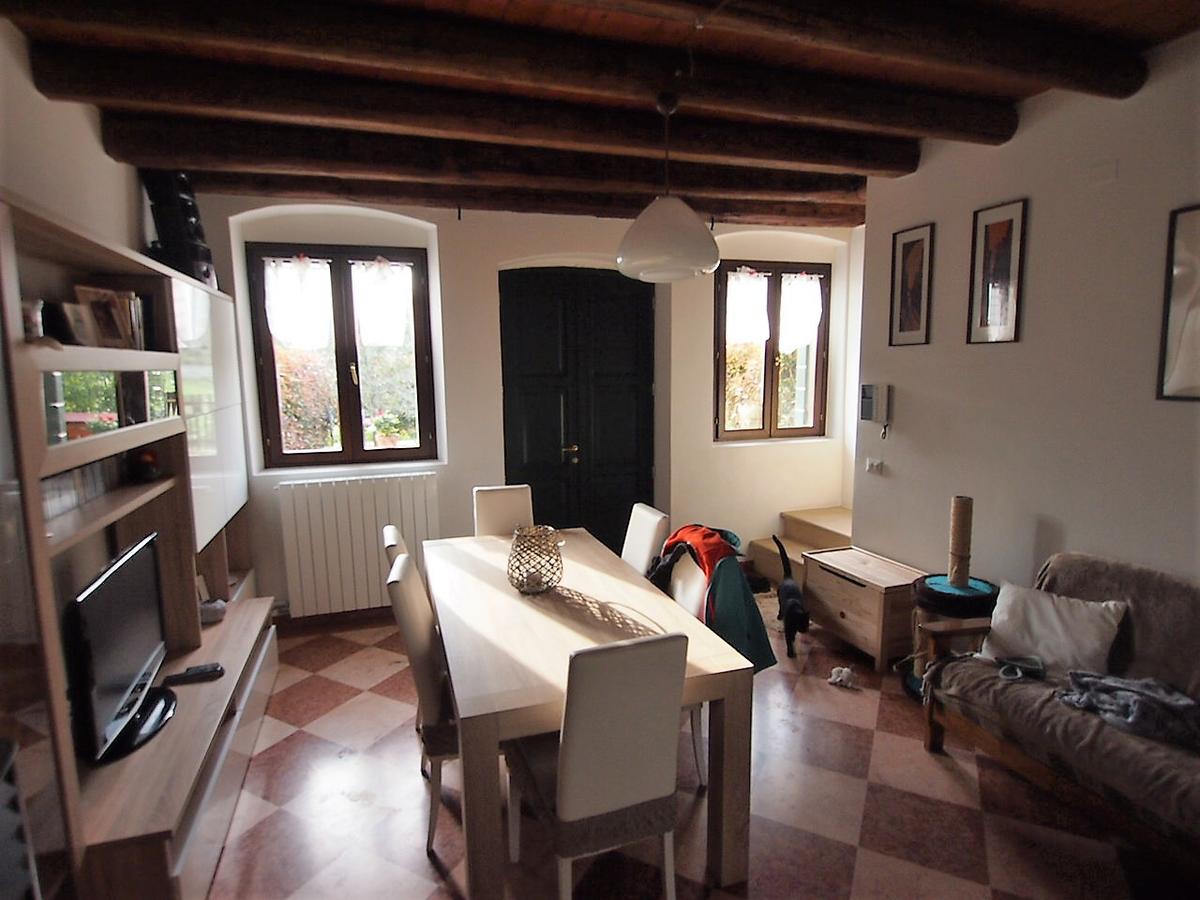 Belfiore, vendesi appartamento su due livelli con piccolo giardino di proprietà - 3