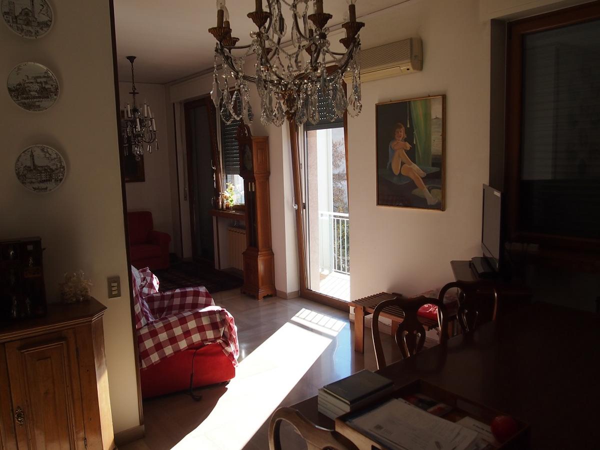 Verona, ampio appartamento in vendita - 5